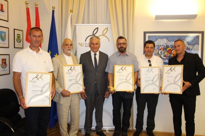 Župan Dobroslavić dodijelio Zlatnu naranču ovogodišnjim pobjednicima izbora za najbolje primjere ruralnog turizma - Lopoču iz Momića treće mjesto