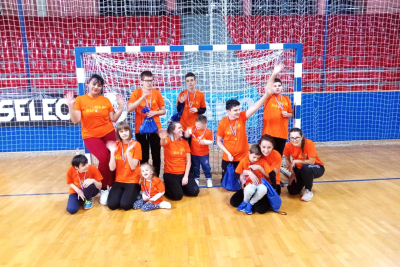 Tim iz Metkovića sudjelovao na prvim HandbALL IN igrama u Makarskoj