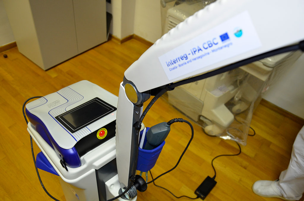 Dom zdravlja Metkovic - Laser za fizikalnu terapiju 10