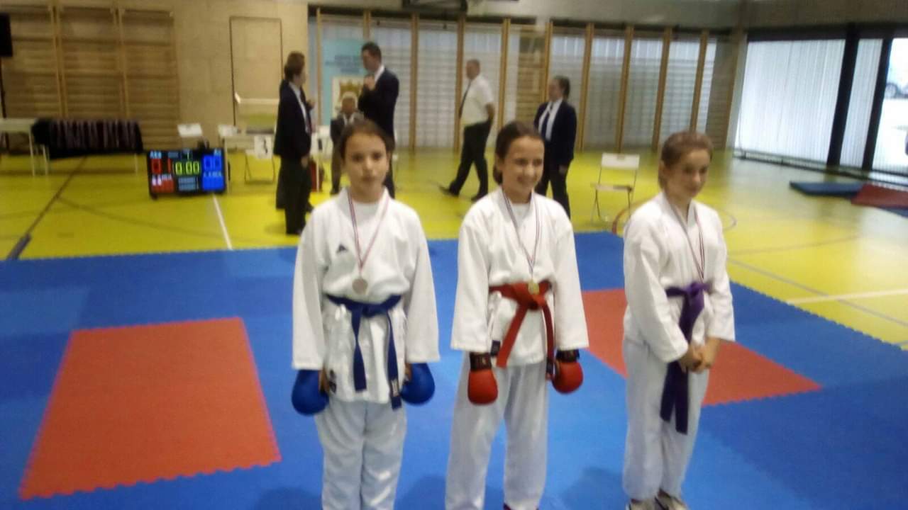 FB_IMG_1541418576936
