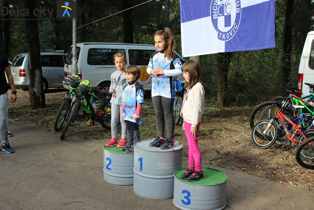me-unarodna-dje-ja-biciklisti-ka-liga-djetinjstvo-na-2-kota-a-karaotok-2018-apljina-03-11-2018-45_orig