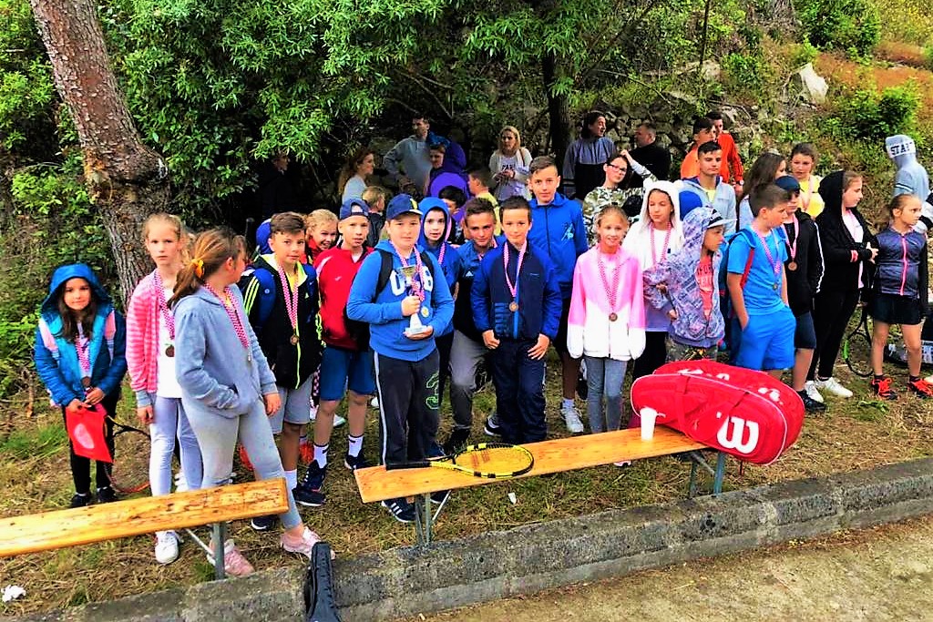 60398172_2202215276540231_4006615664331587584_n