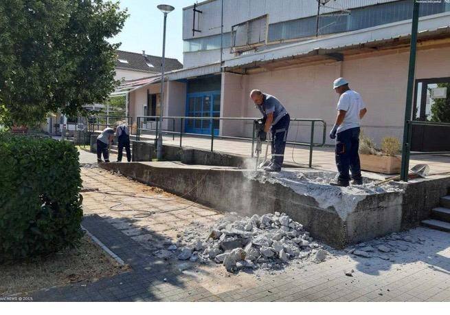 65185993_879446502391713_1376994582708879360_n