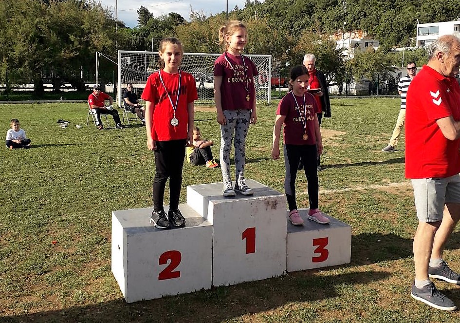 PHOTO-2019-06-01-21-06-34_1