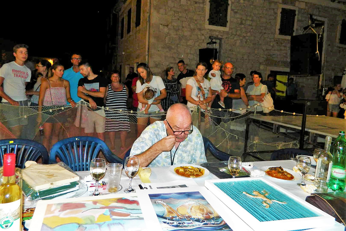 67406250_876610142706124_1398428213272641536_n