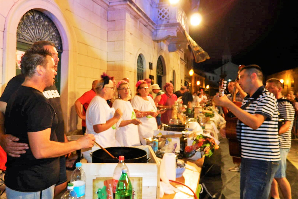 67959139_2374621149524587_1577127405728825344_n