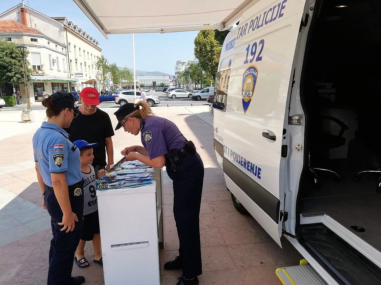 IMG-7abcdb9da6b5527a5fc20c6450154edc-V