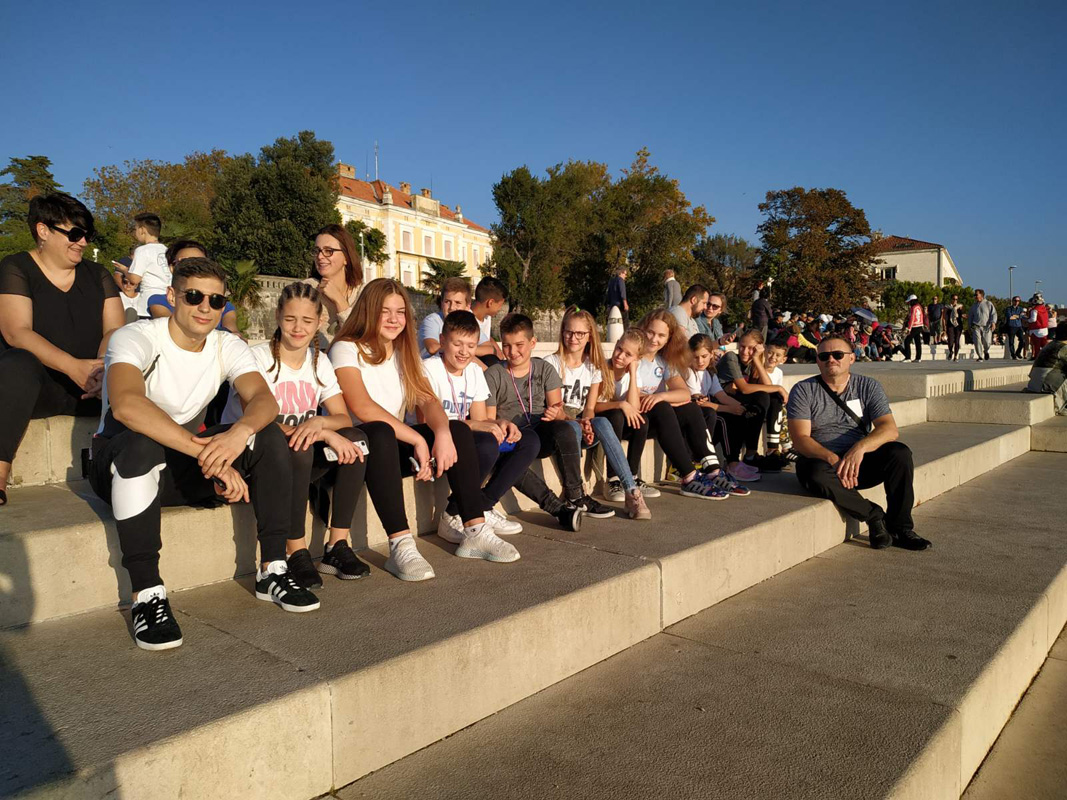 IMG-83ce5c4a5619d60b724c200791eab751-V