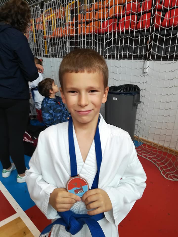 75481633_2540006952760724_6282879281022369792_n