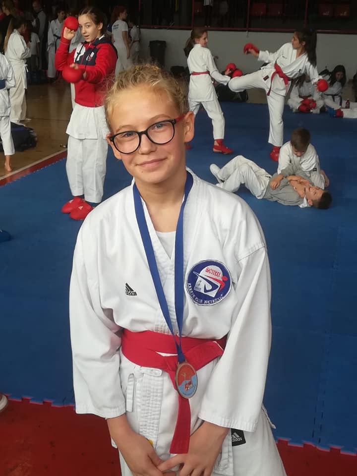 76963341_2540008139427272_1716936231960444928_n