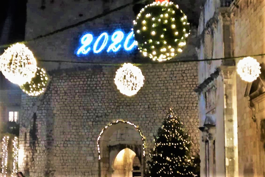 80496240_727150311141507_6085652802242084864_n