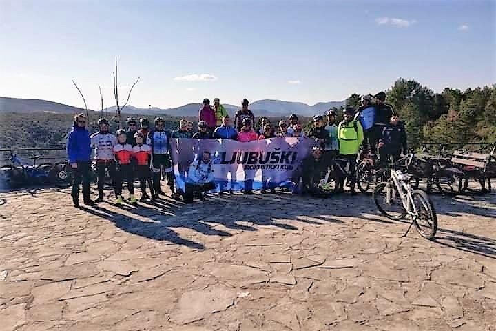 80619019_2324612764495475_2097584078004944896_n