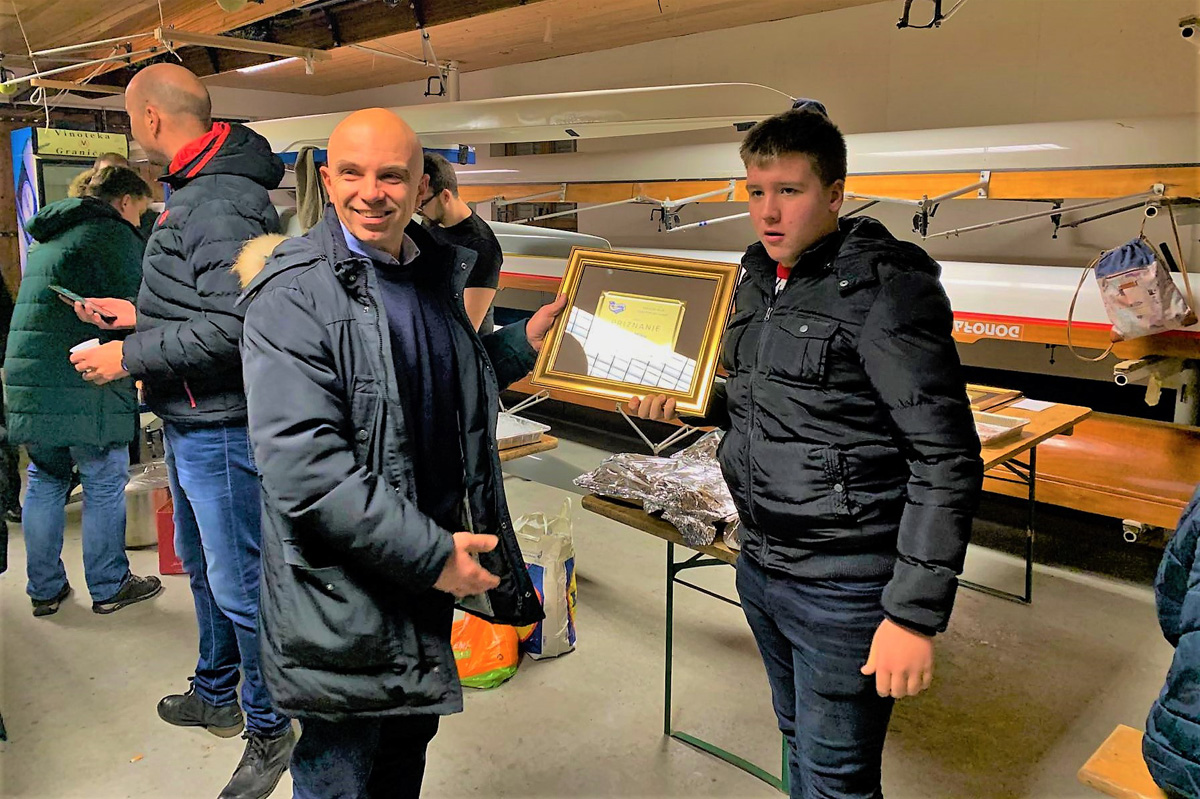 81158152_760090574475549_2396423306845618176_n