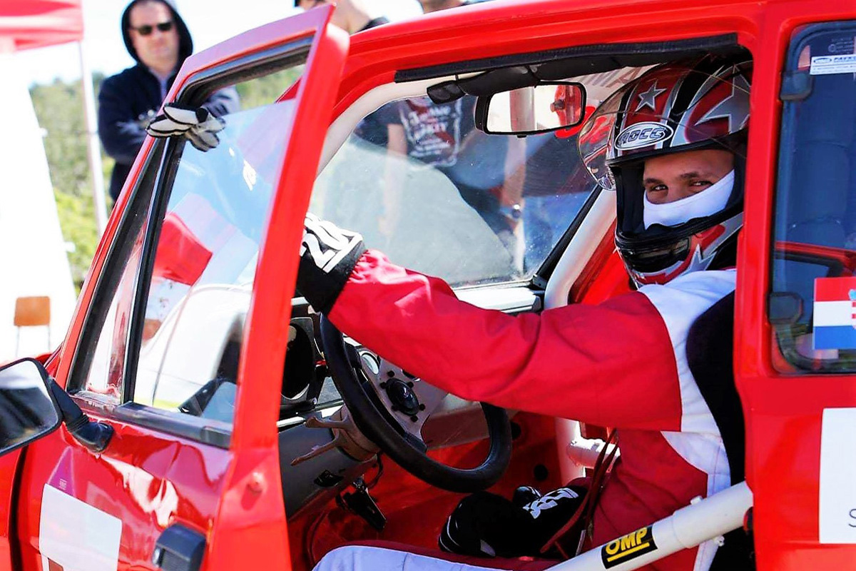 83121443_1253062824893221_5955896815118188544_n