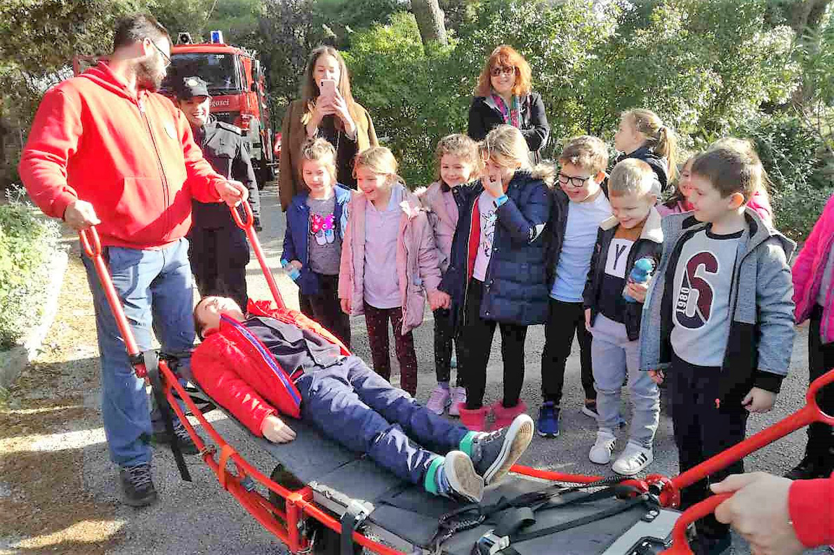 IMG-5ea9dee4a03fd65d49d16f25545142fd-V