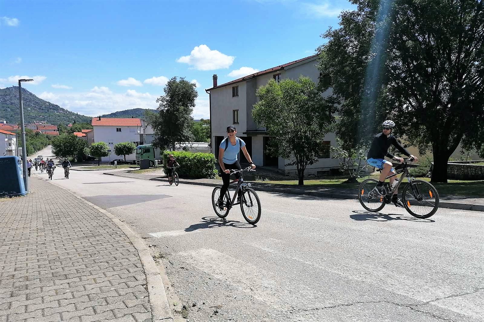 102747112_685952171955907_4011919417982332548_o