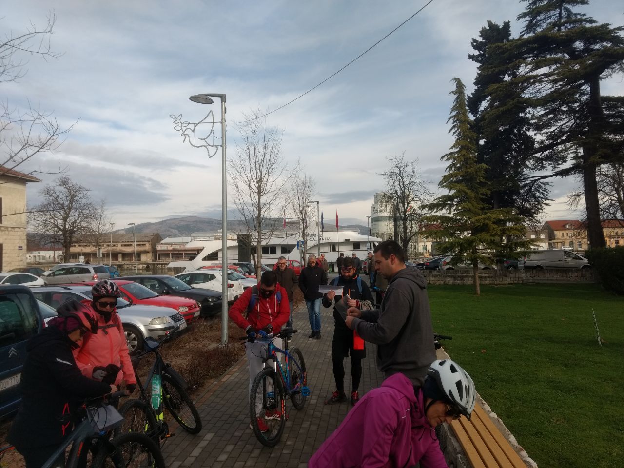IMG-2d73d798dbb8ffa744cec42a18249ea2-V