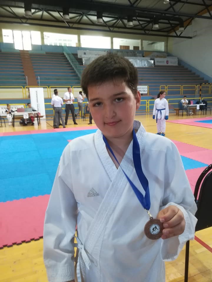 189211381_174796711295997_1827259307300097463_n