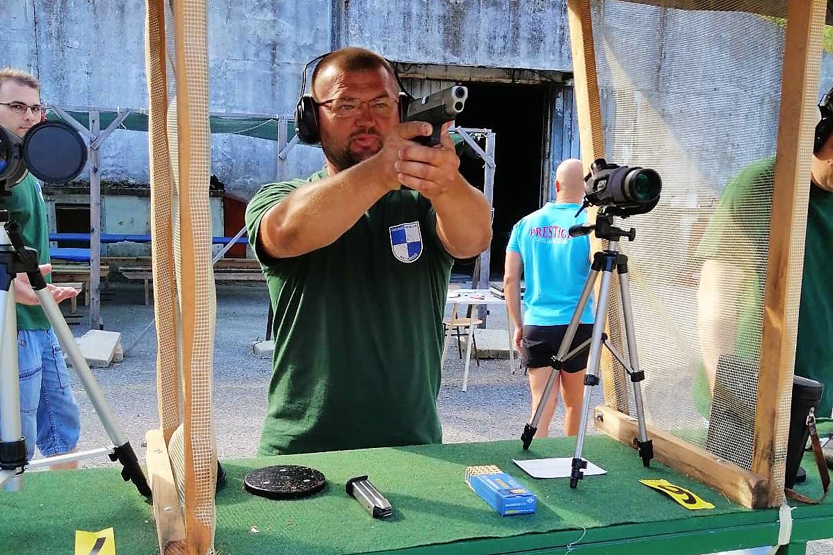 IMG-496552baefc4af4542c2b9e0a54f2f4b-V