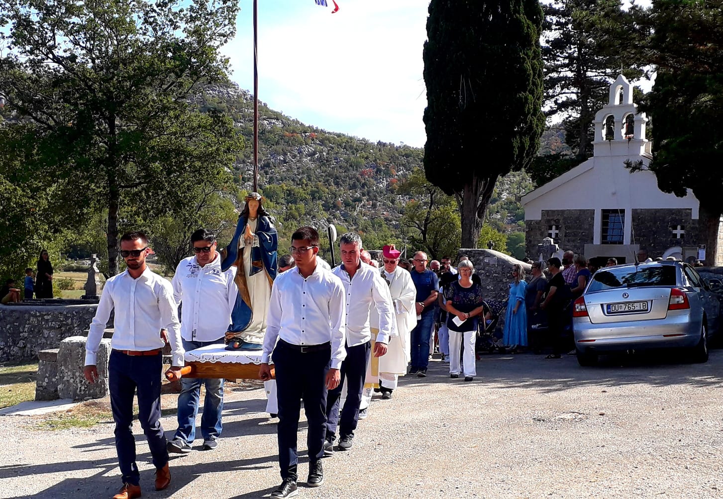 7084ae5f-b06f-4547-9f69-494d18a4a012