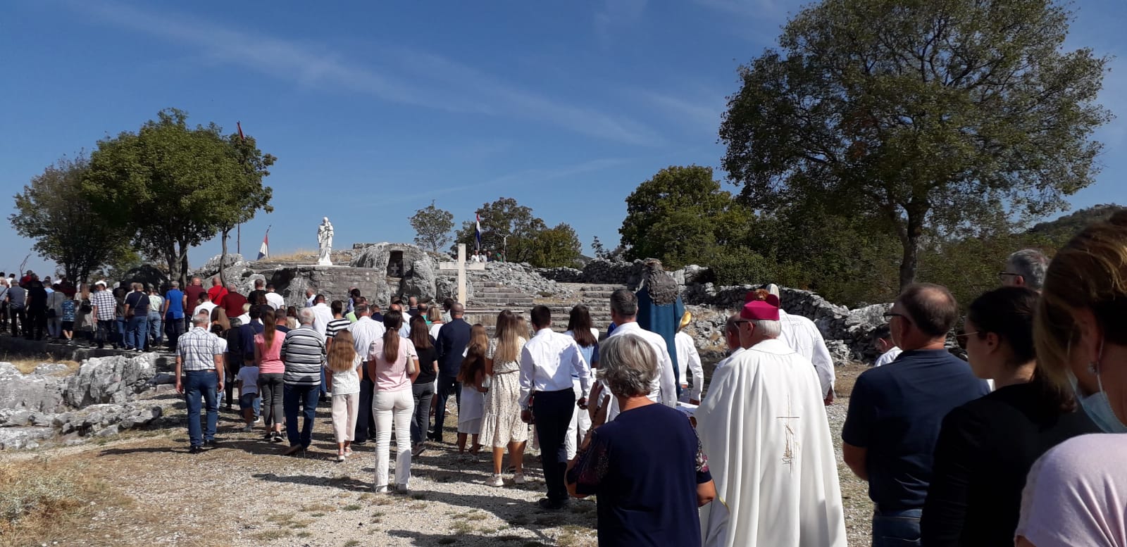 7497e164-40f5-4392-9f19-c92e980da2fe