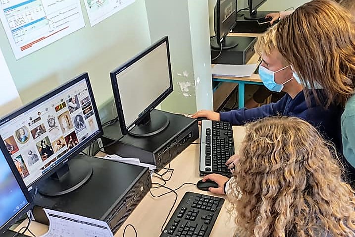 244750834_1932705890231357_3000710514637900080_n