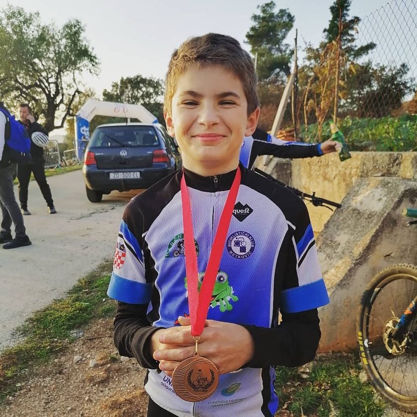 260009972_3020736198142665_8272403963380056790_n