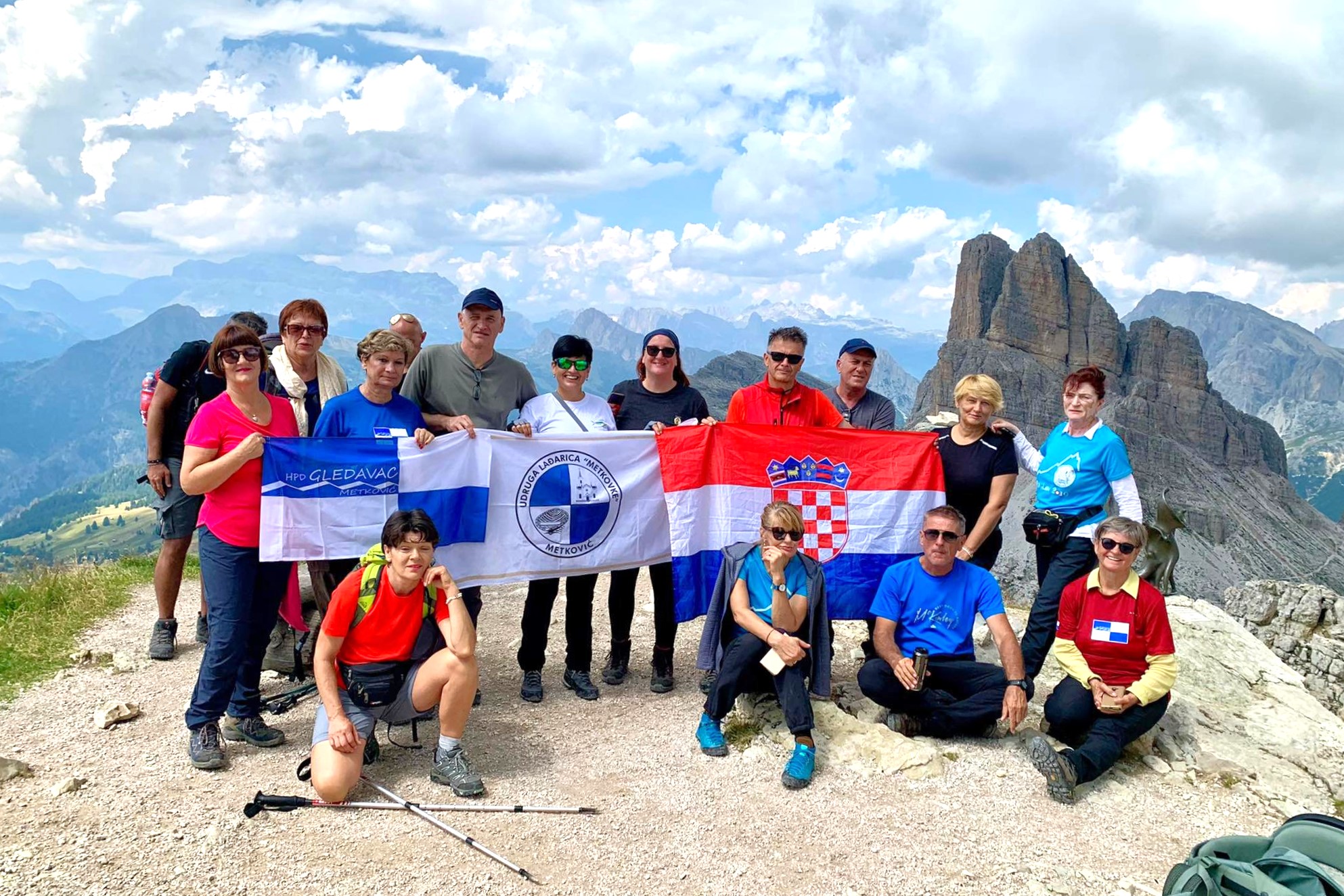 297704745_405373934920100_3760188217548381296_n