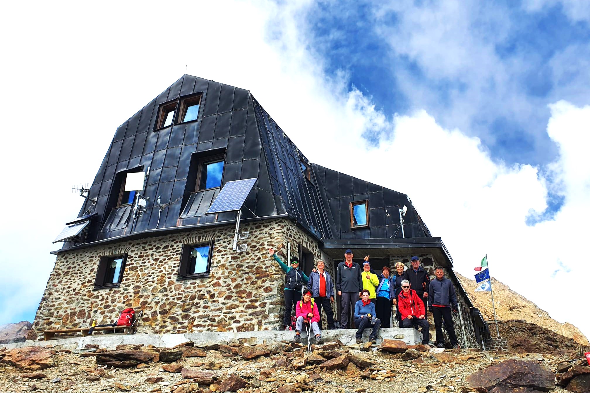 297776079_644150490039906_2408236773470809425_n