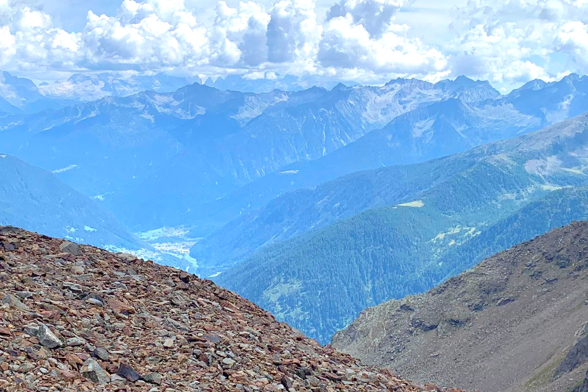 298522182_861364768163300_5991394346495995958_n