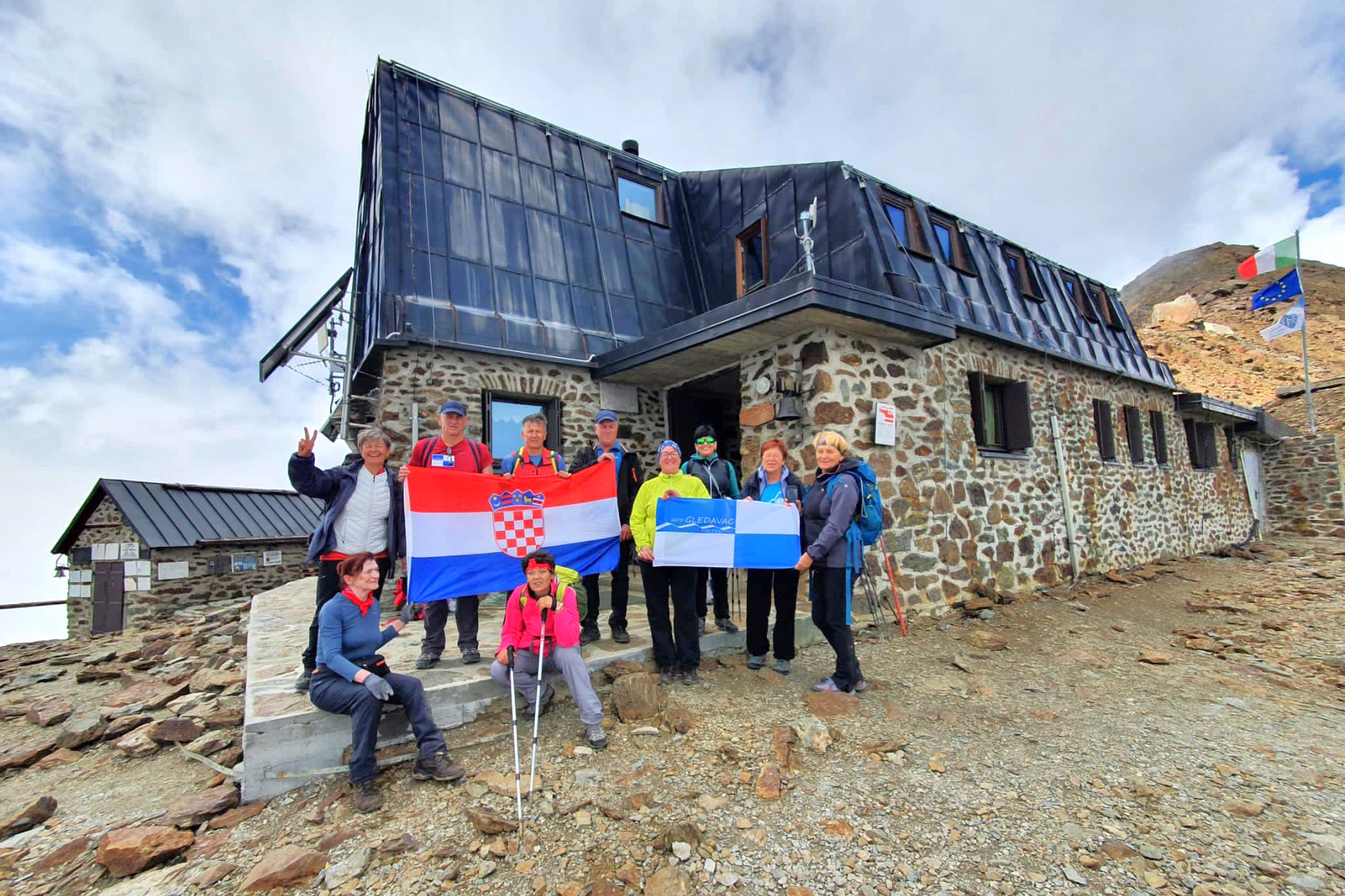 298649764_5293345504095722_6209588333115580173_n