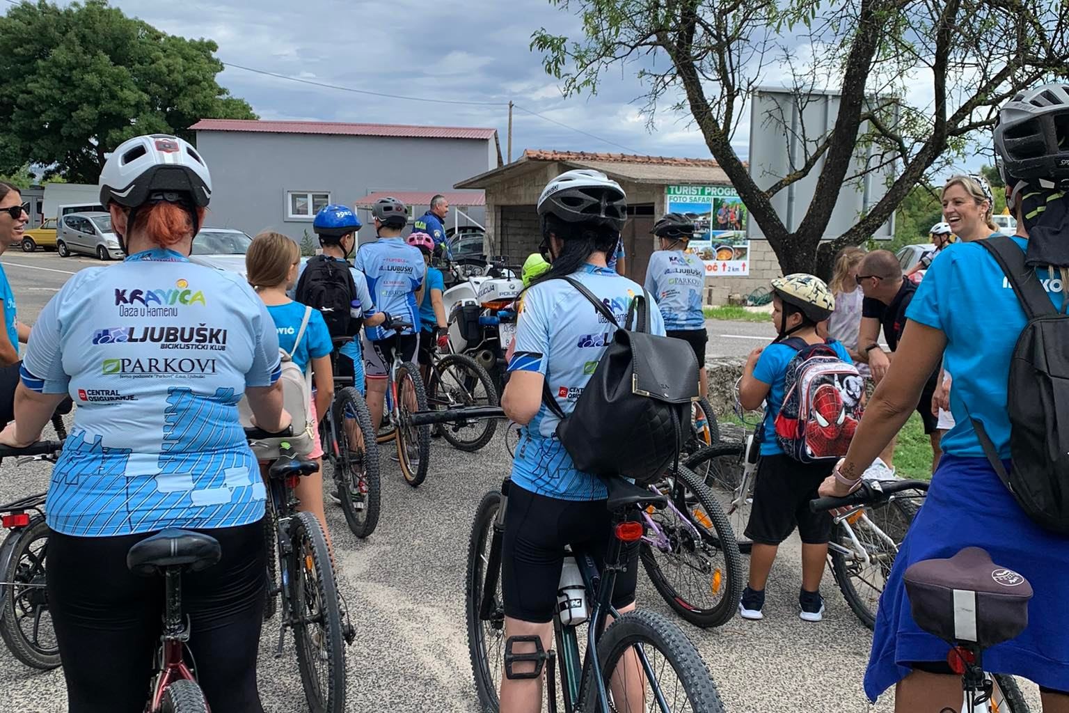 305925570_1124963208401300_265701432021503876_n