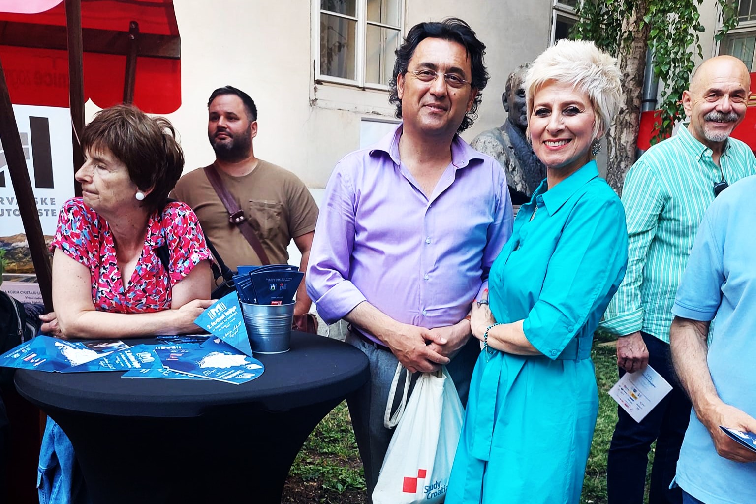 357707149_261480736522378_5618851889526910806_n