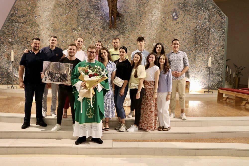 367680886_272419632157366_6787038873620225566_n