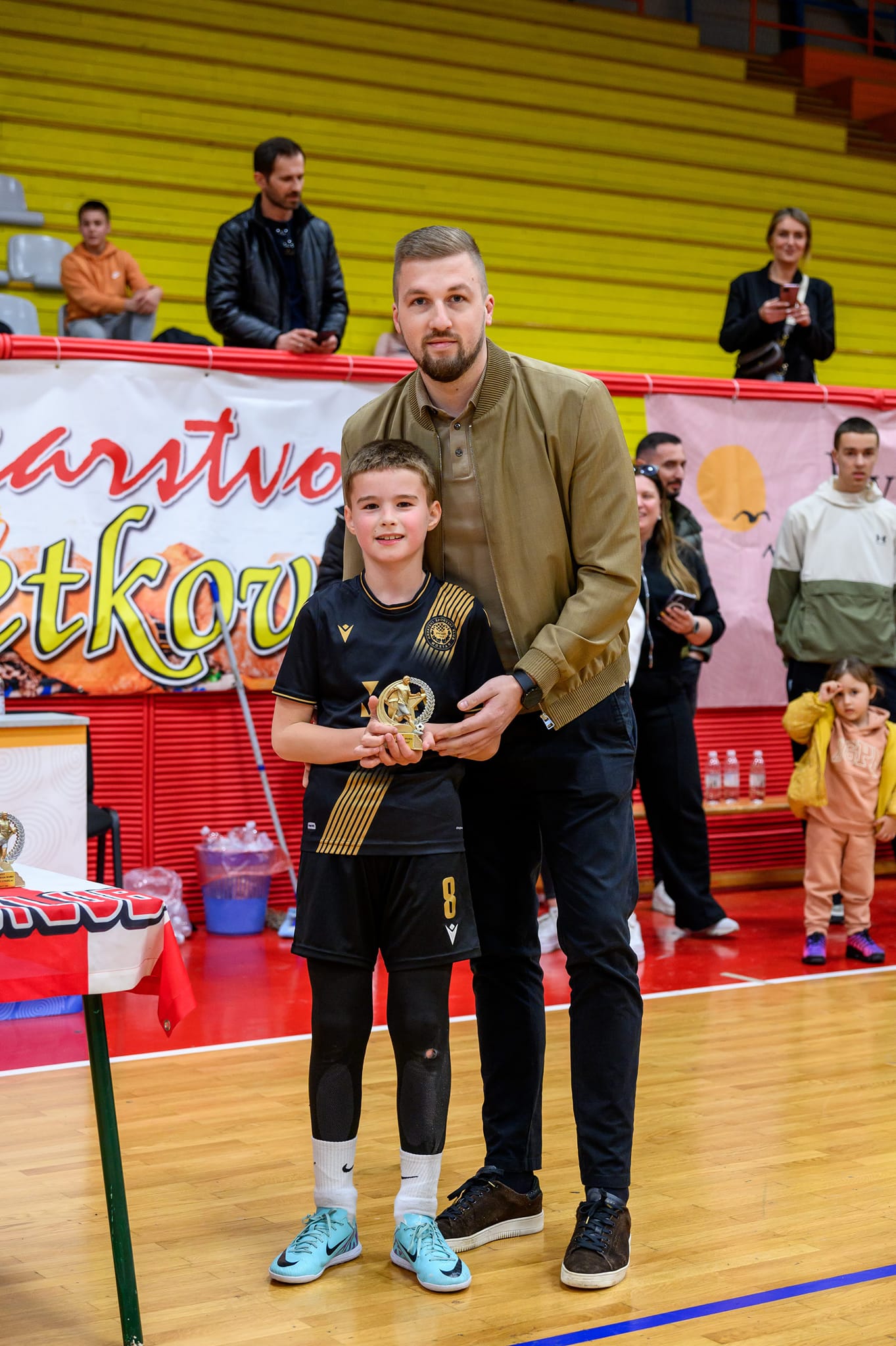 430720396_977646170568174_5712224730393249300_n 1